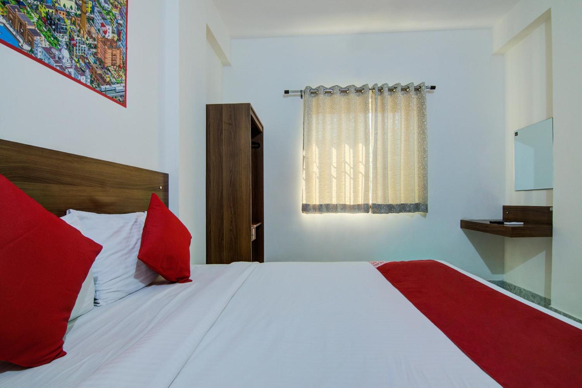 Hotel O Varcity Comforts Near Ragigudda Sri Prasanna Anjaneyaswamy Temple Bangalore Exterior foto